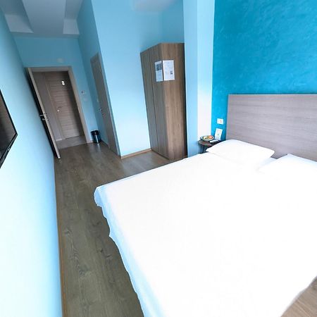 Easy Apartments Kumanovo Exteriör bild