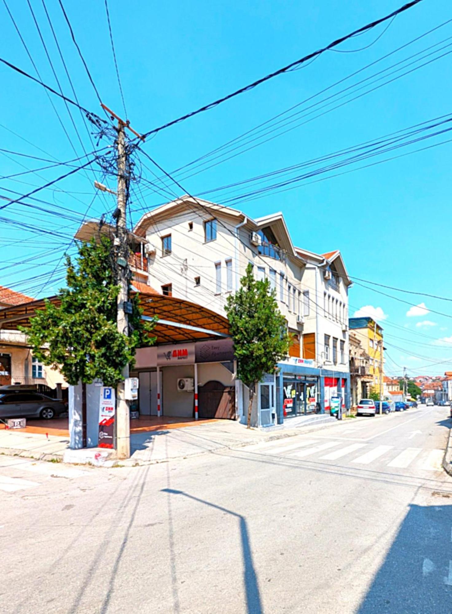 Easy Apartments Kumanovo Exteriör bild